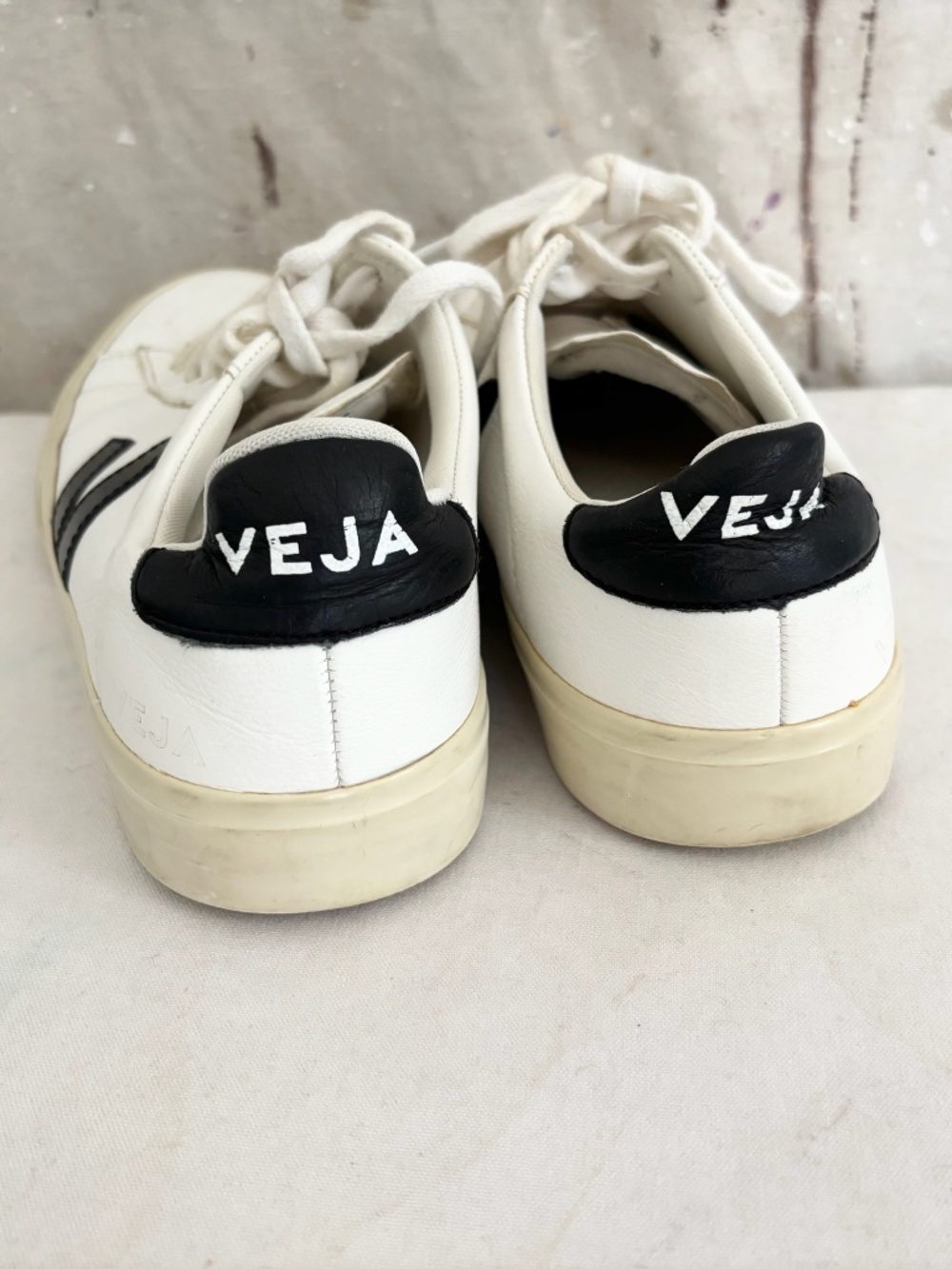 Veja Campo Leather Sneakers - Picture 4 of 6